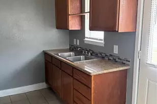 604 Wilson Rd, Humble, TX 77338 - Photo 5