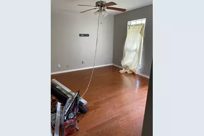 206 W Mitchell Road, Houston, TX 77037 - Photo 5