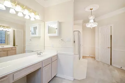 303 Spencer Landing E, La Porte, TX 77571 - Photo 19