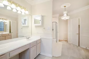 303 Spencer Landing E, La Porte, TX 77571 - Photo 19