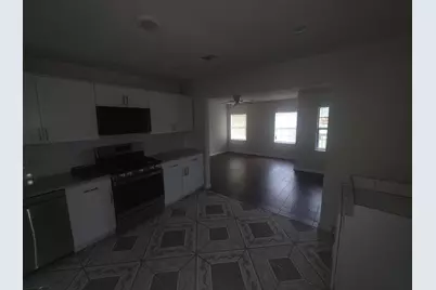 8755 Pattibob Street, Houston, TX 77029 - Photo 3