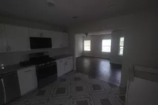 8755 Pattibob St, Houston, TX 77029 - Photo 3