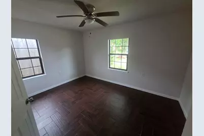 8755 Pattibob Street, Houston, TX 77029 - Photo 7