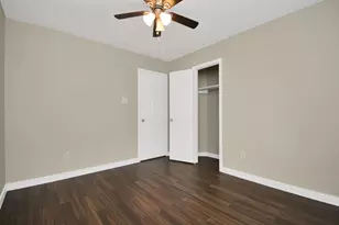 13339 Yaupon Holly Ln, Houston, TX 77044 - Photo 15