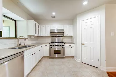 12311 Brighton Lane, Meadows Place, TX 77477 - Photo 17