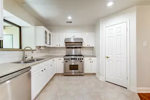 12311 Brighton Ln, Meadows Place, TX 77477 - Photo 17