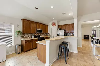 10022 Cedar Creek Court, Brookshire, TX 77423 - Photo 9