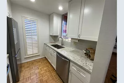 2100 Commonwealth Street #L, Houston, TX 77006 - Photo 9