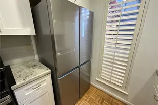 2100 Commonwealth St, Houston, TX 77006 - Photo 13