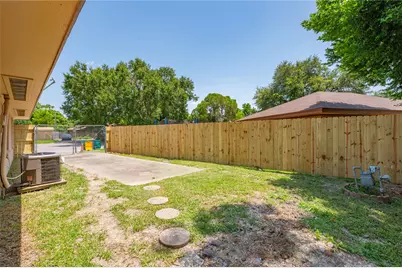 2513 Meadow Lane, La Marque, TX 77568 - Photo 19