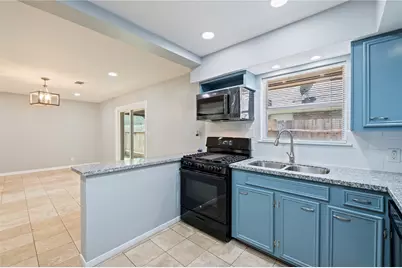 2513 Meadow Lane, La Marque, TX 77568 - Photo 5
