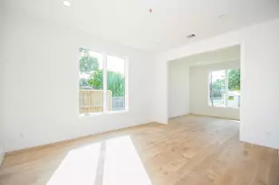 4002 Marquette St, West University Place, TX 77005 - Photo 11