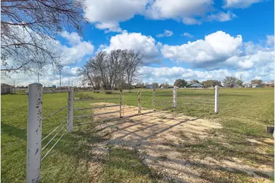 8411 Meadowlark Drive, Baytown, TX 77523 - Photo 13