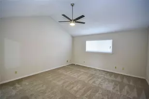 9262 Westwood Village Dr, Houston, TX 77036 - Photo 19