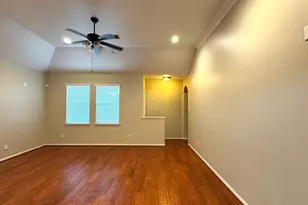 8923 Willow Wind Ln, Houston, TX 77083 - Photo 37