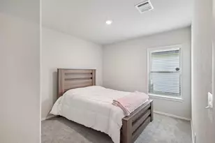 10707 Bird Of Paradise Ln, Houston, TX 77016 - Photo 7