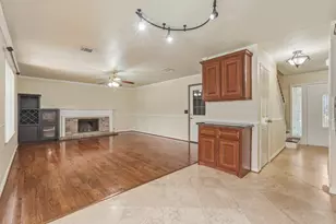 10419 Tablerock Dr, Houston, TX 77064 - Photo 5