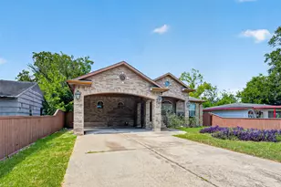 5771 Belarbor St, Houston, TX 77033 - Photo 3