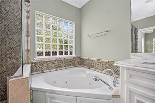 5771 Belarbor St, Houston, TX 77033 - Photo 45