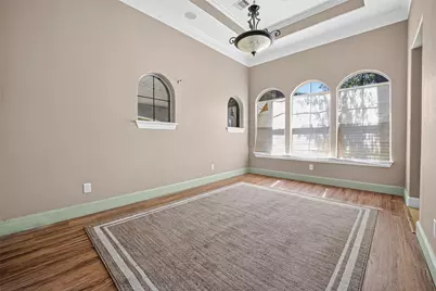 5771 Belarbor Street, Houston, TX 77033 - Photo 13
