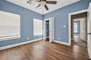 5771 Belarbor St, Houston, TX 77033 - Photo 31
