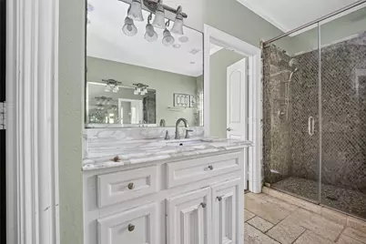5771 Belarbor Street, Houston, TX 77033 - Photo 43