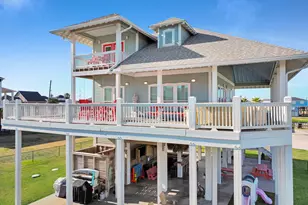 2640 Breaker Dr, Crystal Beach, TX 77650 - Photo 15