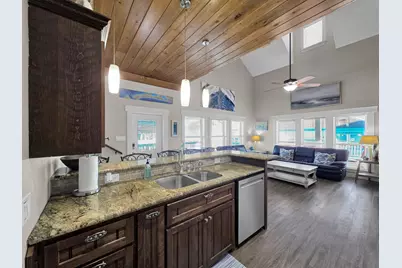 2640 Breaker Drive, Crystal Beach, TX 77650 - Photo 25