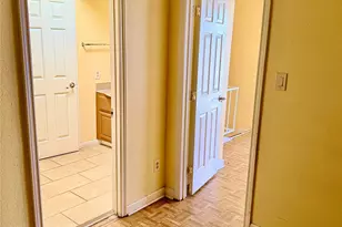 7047 Bissonnet St, Houston, TX 77074 - Photo 7