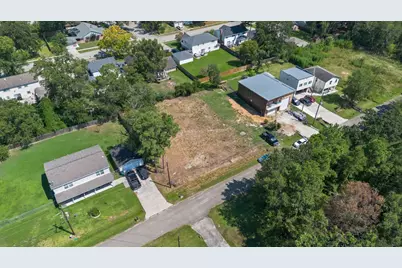 17129 Sprawling Oaks Drive, Conroe, TX 77385 - Photo 1