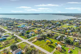 1036 9th St, Dickinson, TX 77539 - Photo 29