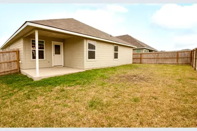 1022 Fannin Street, Brenham, TX 77833 - Photo 7