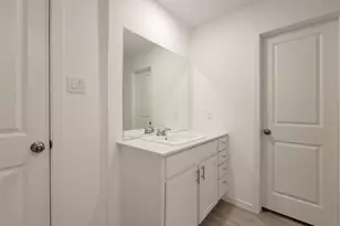 1603 Windrose Bnd, Angleton, TX 77515 - Photo 21