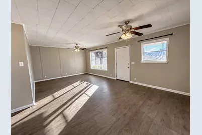 921 Marion Street, Port Neches, TX 77651 - Photo 3