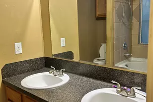 8421 Lawler St, Houston, TX 77051 - Photo 21