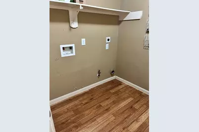 8421 Lawler Street, Houston, TX 77051 - Photo 29