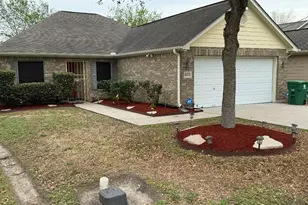 8421 Lawler St, Houston, TX 77051 - Photo 3