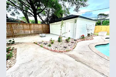 2511 Briarpark Drive, Houston, TX 77042 - Photo 9