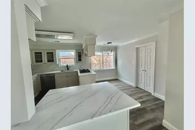 2511 Briarpark Drive, Houston, TX 77042 - Photo 27