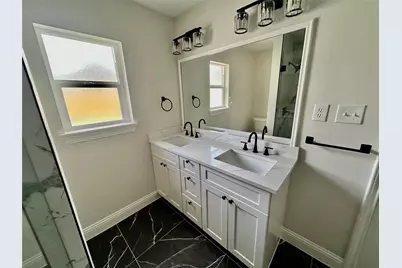 2511 Briarpark Drive, Houston, TX 77042 - Photo 47