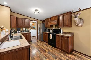 303 N Market St, Bremond, TX 76629 - Photo 11