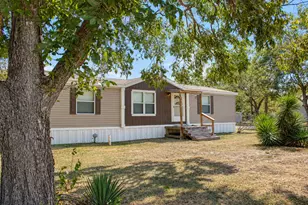 303 N Market St, Bremond, TX 76629 - Photo 3