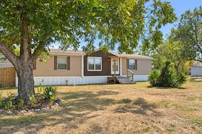 303 N Market Street, Bremond, TX 76629 - Photo 23