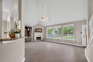 19207 Pinewood Mist Ln, Humble, TX 77346 - Photo 11