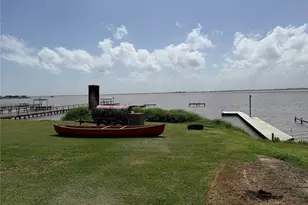 94 Trout St, Palacios, TX 77465 - Photo 29