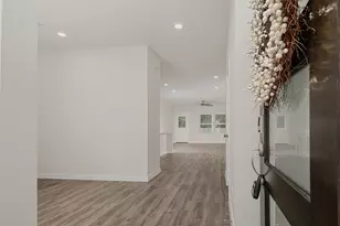 323 Intrepid Trl, Magnolia, TX 77354 - Photo 5