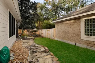 15 Lilac Ridge Pl, The Woodlands, TX 77384 - Photo 21