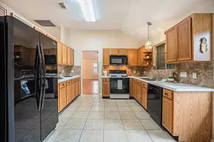 930 Peach Blossom Dr, Pearland, TX 77584 - Photo 13