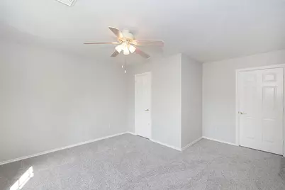 702 E Haven Court, Friendswood, TX 77546 - Photo 15