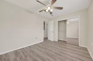 14914 W Bend Dr, Houston, TX 77082 - Photo 37